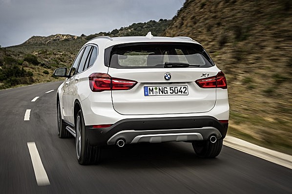 2016-BMW-X1-SUV-23