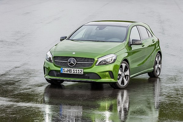 2016-Mercedes-A-Class-9