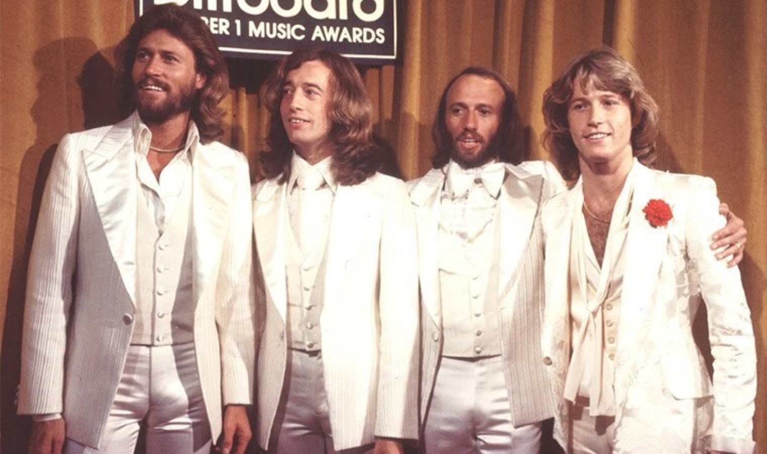 Begayer Band #DünyaMüziği, #BeeGees, #StayinAlive; - TeknoSeyir